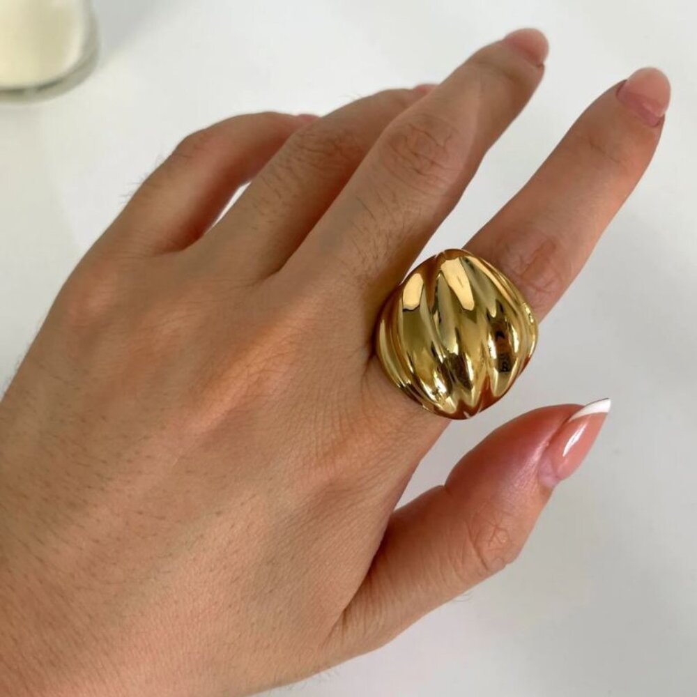 Chunky Sculptural Ripple Ring | Available in Gold OR Silver Color | Size 8 OR 9
